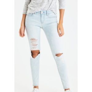 American Eagle light wash jeans